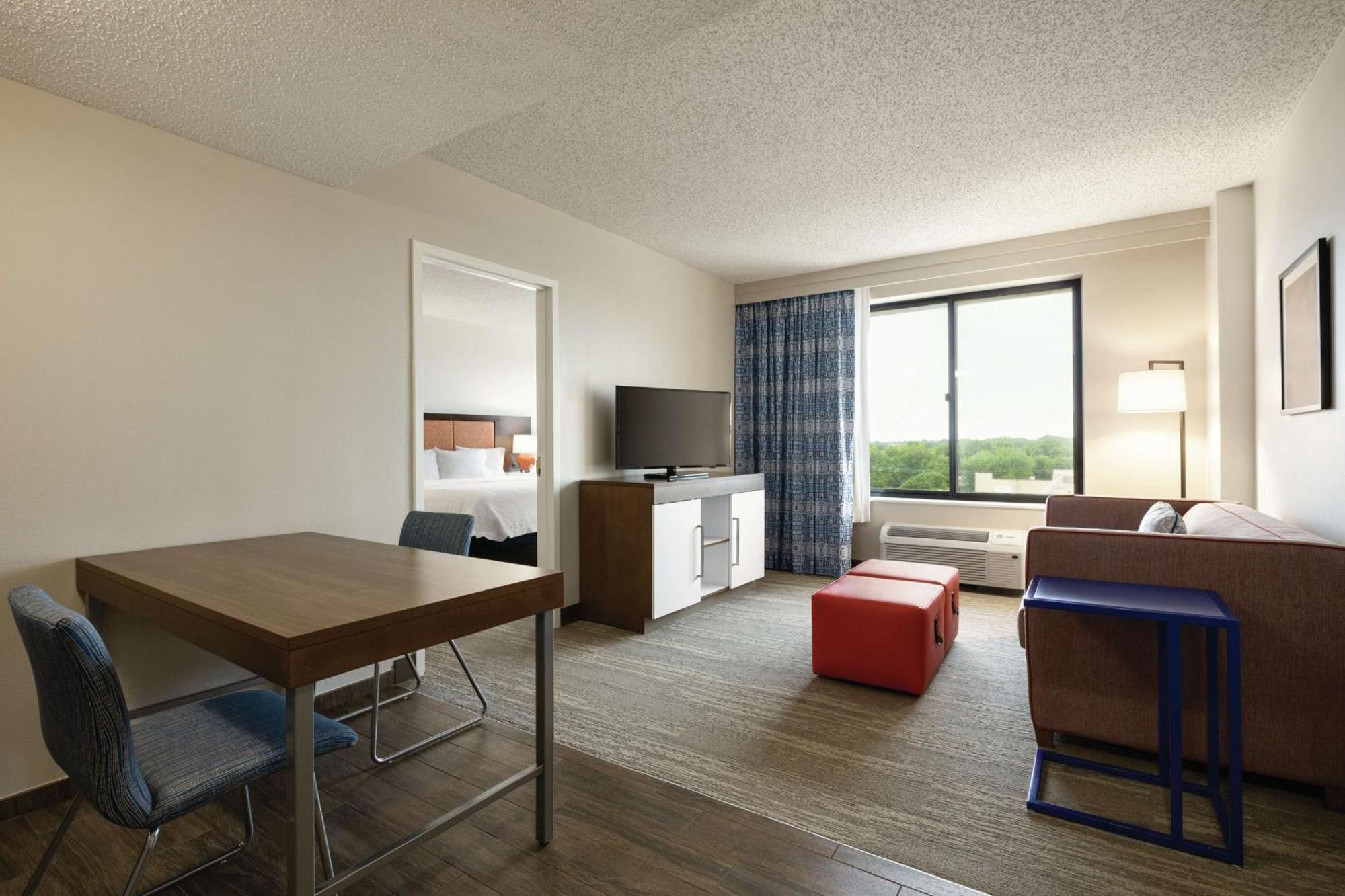 Hampton Inn & Suites Dallas-Mesquite Exterior photo