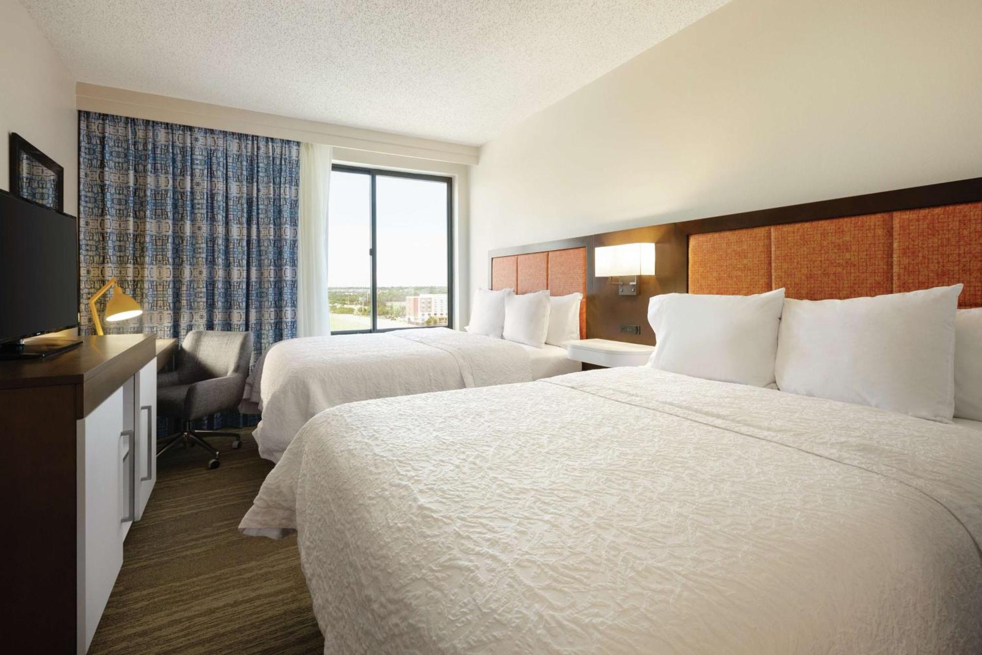 Hampton Inn & Suites Dallas-Mesquite Exterior photo