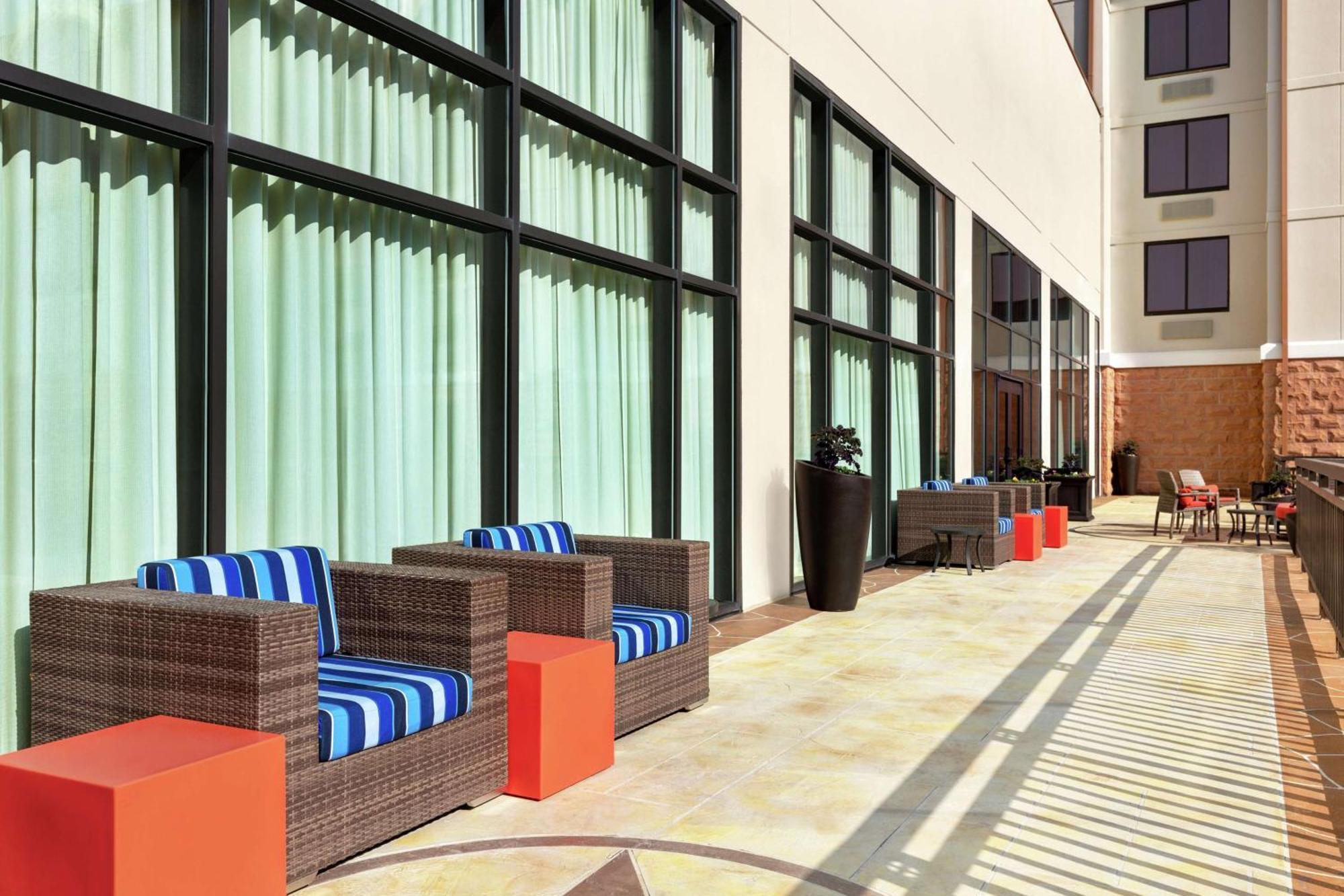 Hampton Inn & Suites Dallas-Mesquite Exterior photo