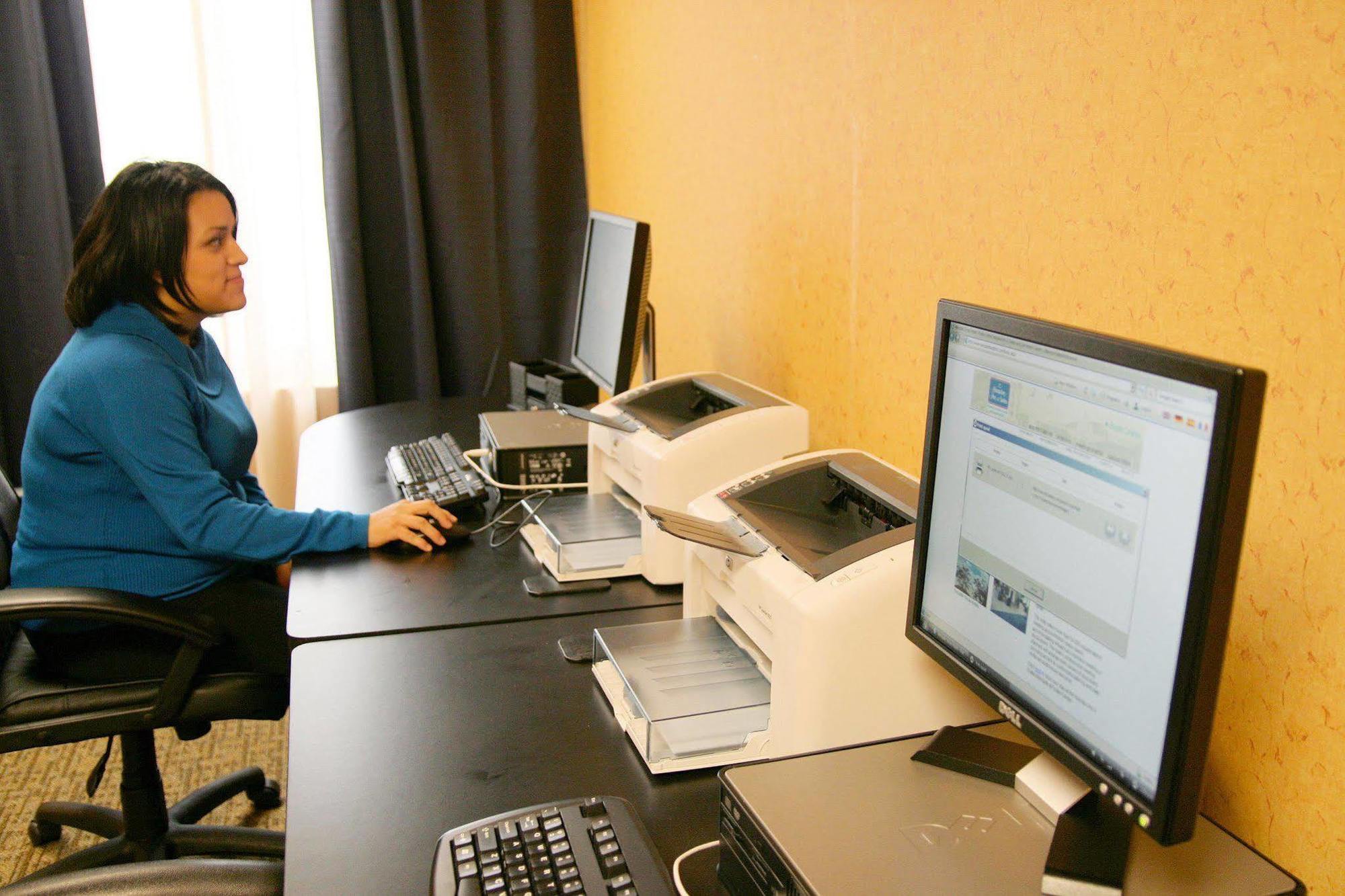 Hampton Inn & Suites Dallas-Mesquite Facilities photo